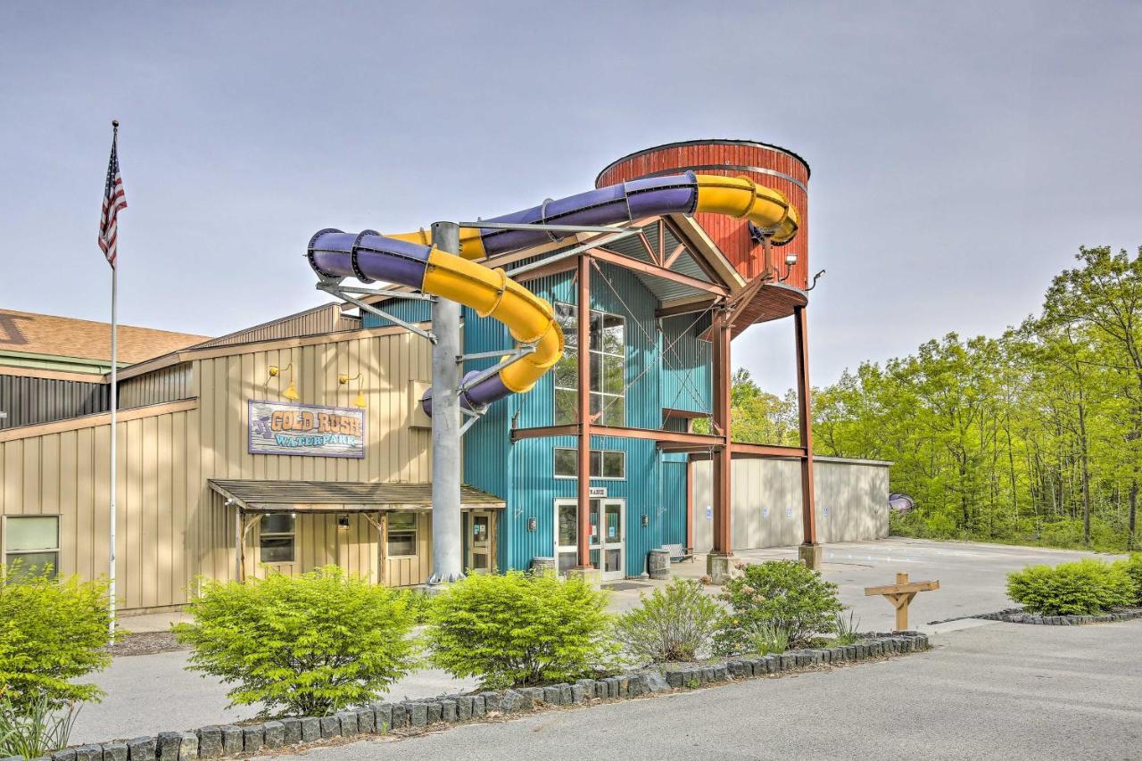 Resort Cabin With Fire Pit Golf, Hike And Play! Rothbury Exterior foto